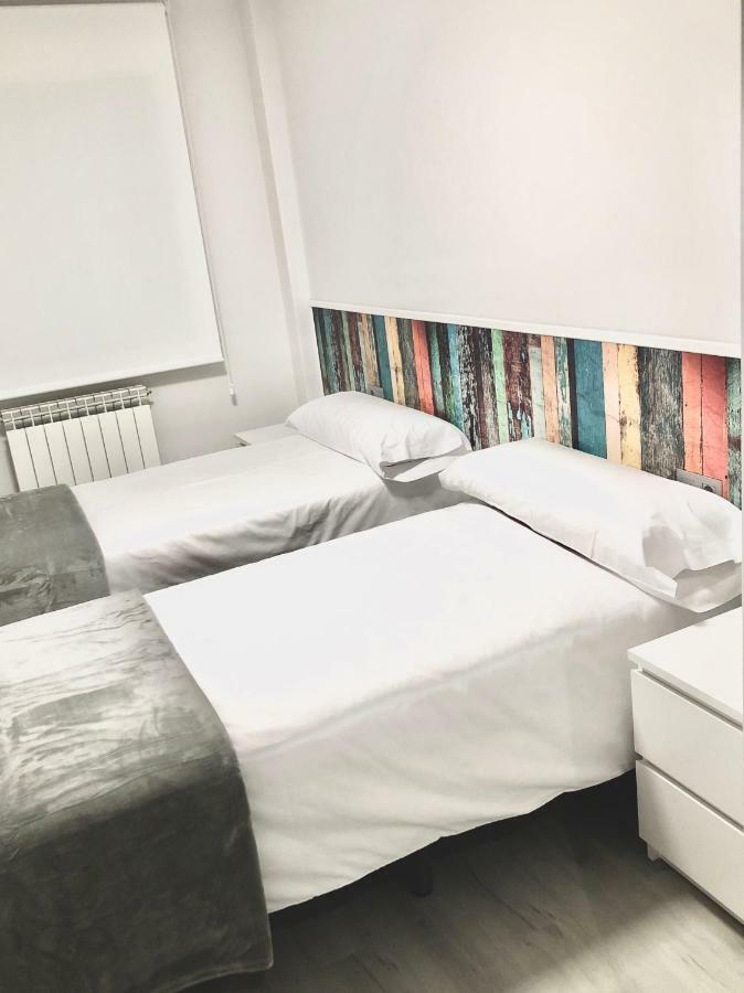 W W W Goyahospitales Es Bajo B Apartment Leon Exterior photo
